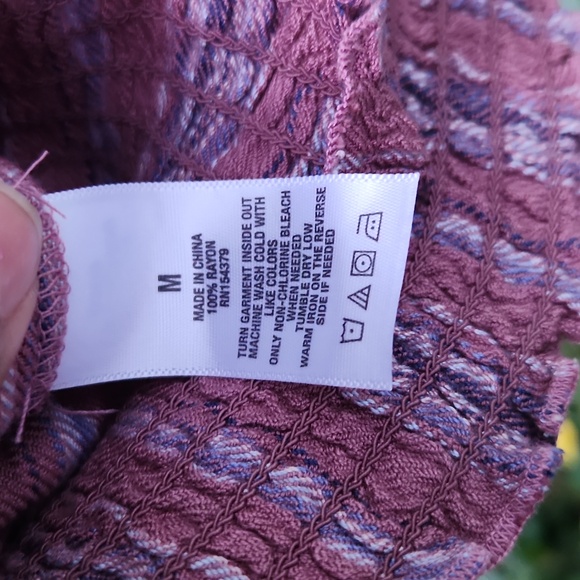 Aeropostale, Off The Shoulder,  Longsleeve, Purple, Striped, Smocked Cropped Top - Picture 6 of 8